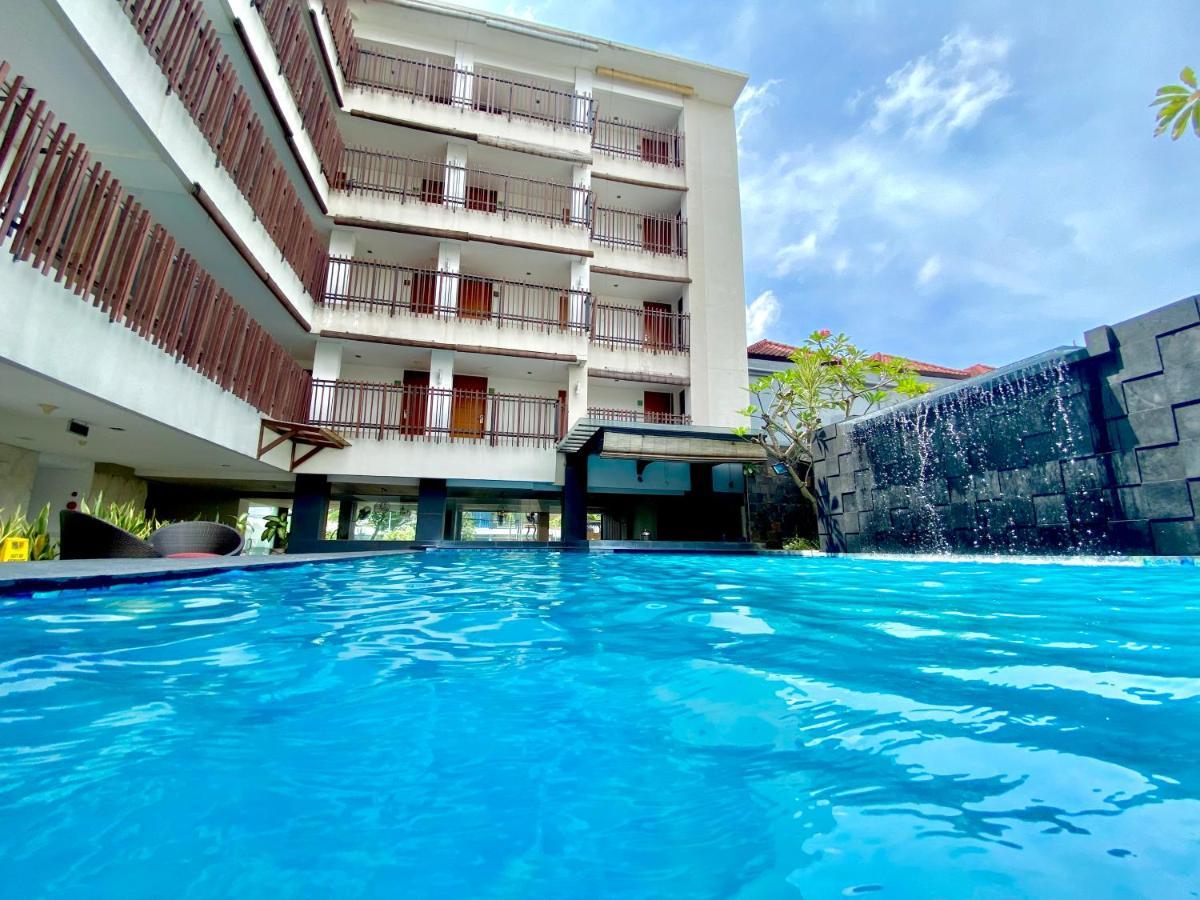 Sun Royal Hotel Кута Экстерьер фото