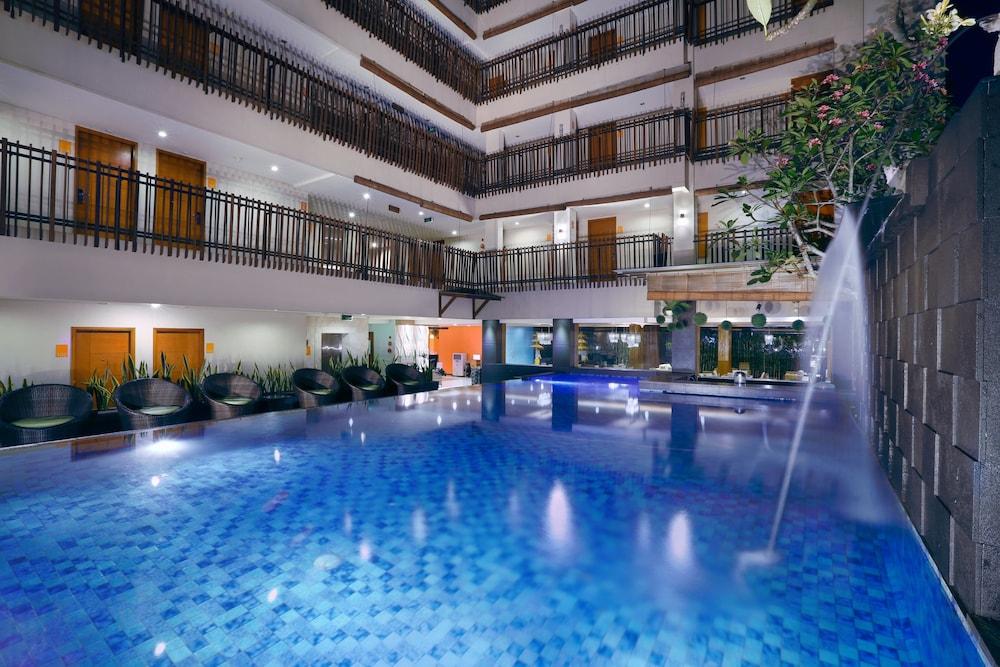 Sun Royal Hotel Кута Экстерьер фото