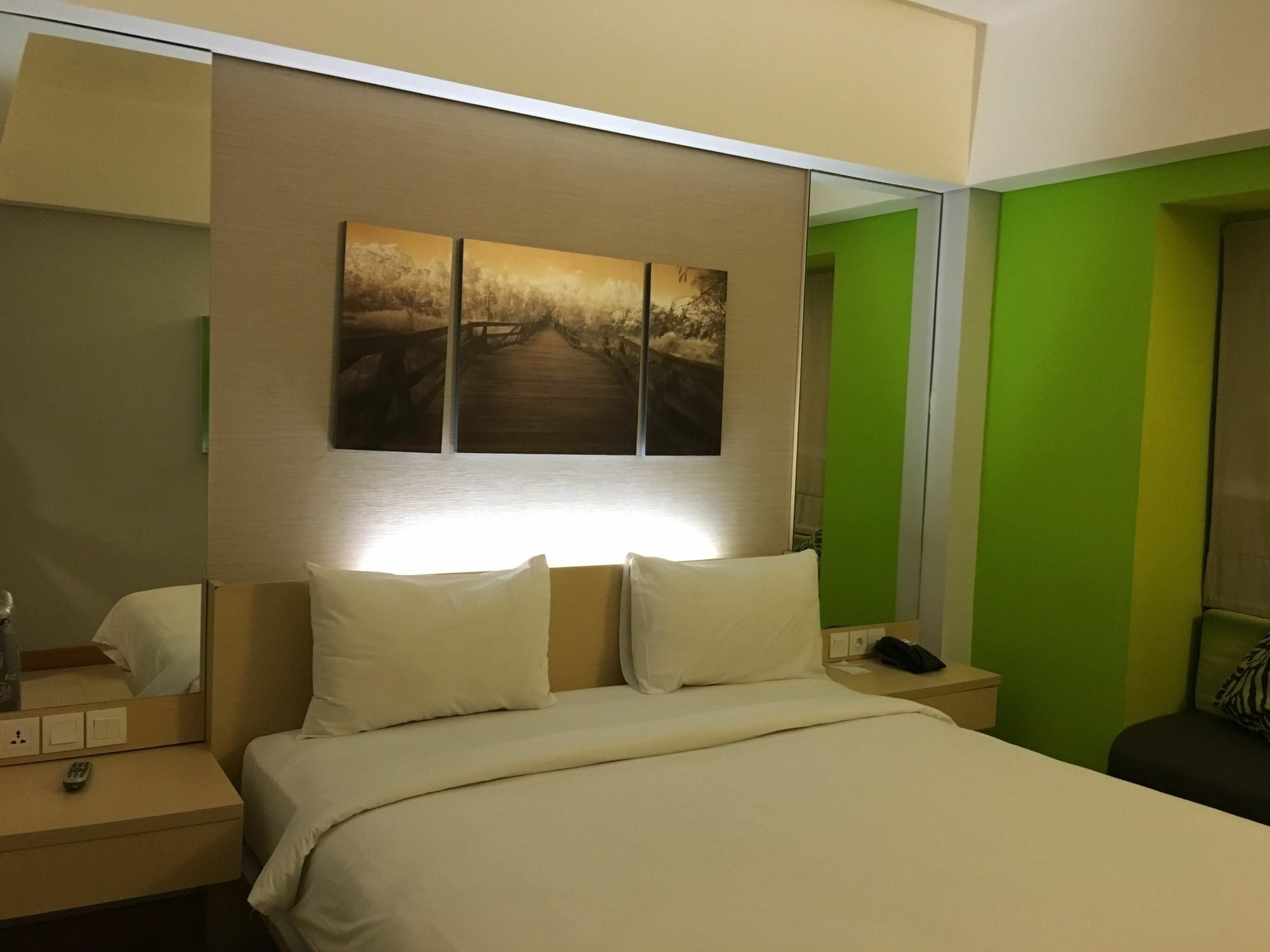 Sun Royal Hotel Кута Экстерьер фото