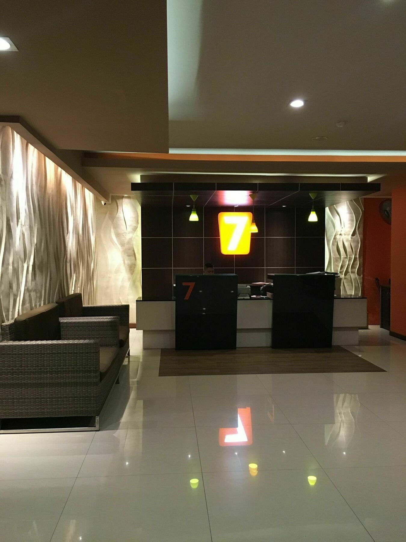 Sun Royal Hotel Кута Экстерьер фото